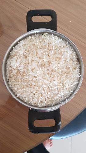 אורז פשוט אחד אחד