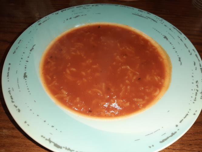 מרק עגבניות עם אורז