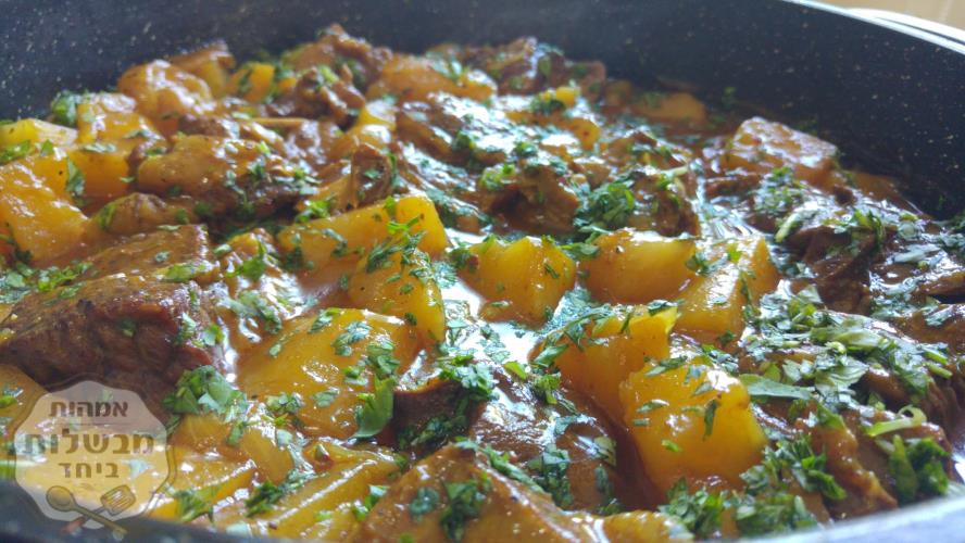 אסאדו עם תפוחי אדמה ושאלוט