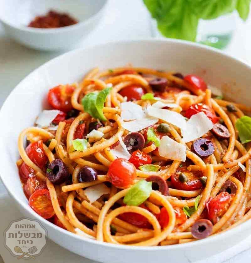 פסטה איטלקית ברוטב עגבניות טריות- סלסה קרודה 