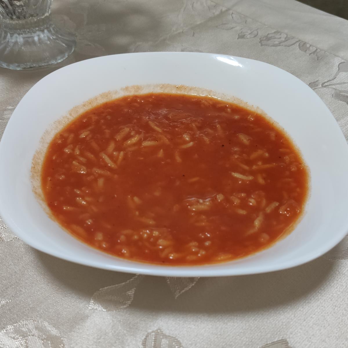 מרק עגבניות סמיך ומהיר הכנה 