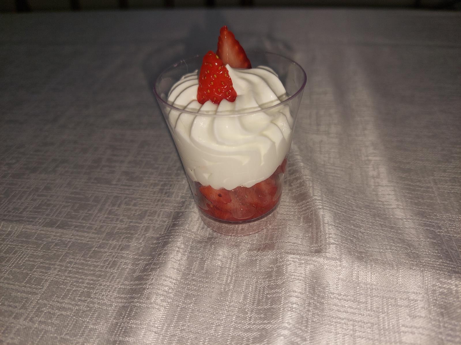 תותים בקצפת