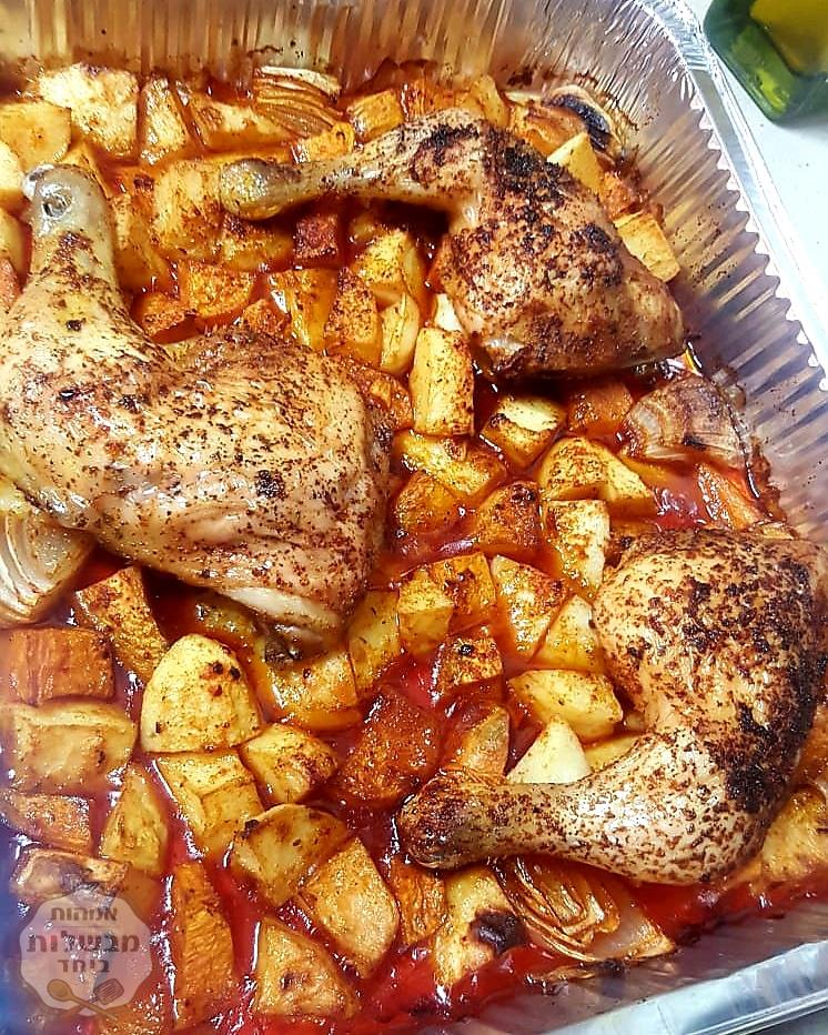 תפוחי אדמה ובטטות עם עוף בתנור