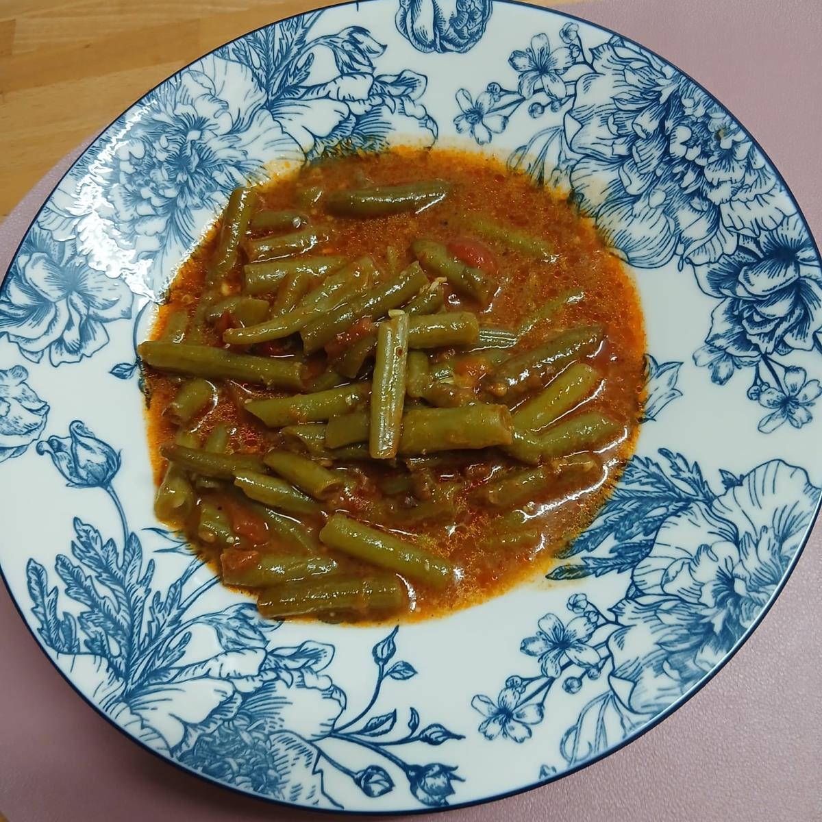 שעועית ירוקה ברוטב עגבניות 