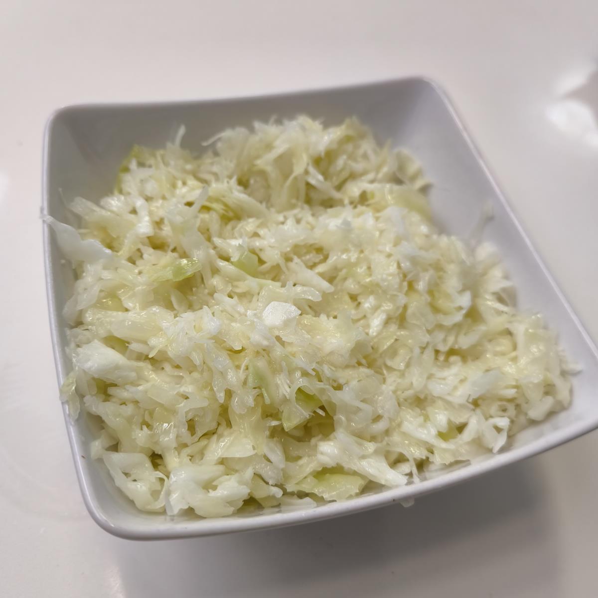 סלט כרוב חמצמץ כמו בדוכני הפלאפל