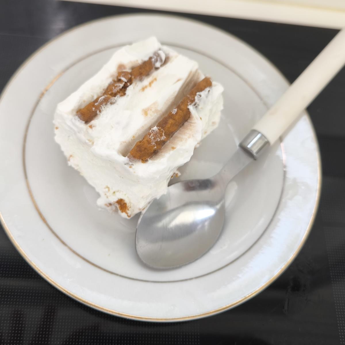 עוגת קצפת ולוטוס