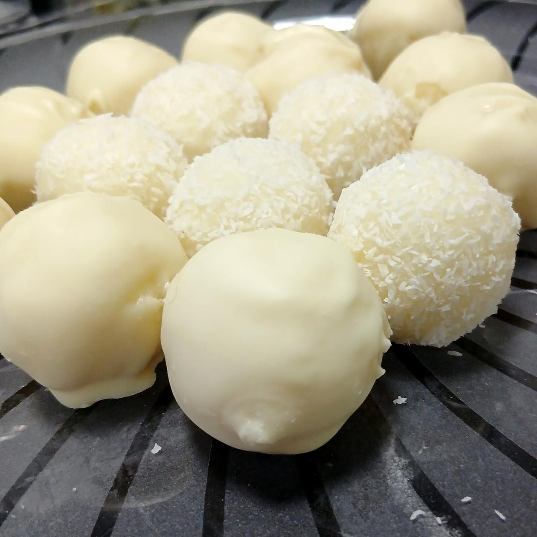 כדורי קוקוס כשרים לפסח