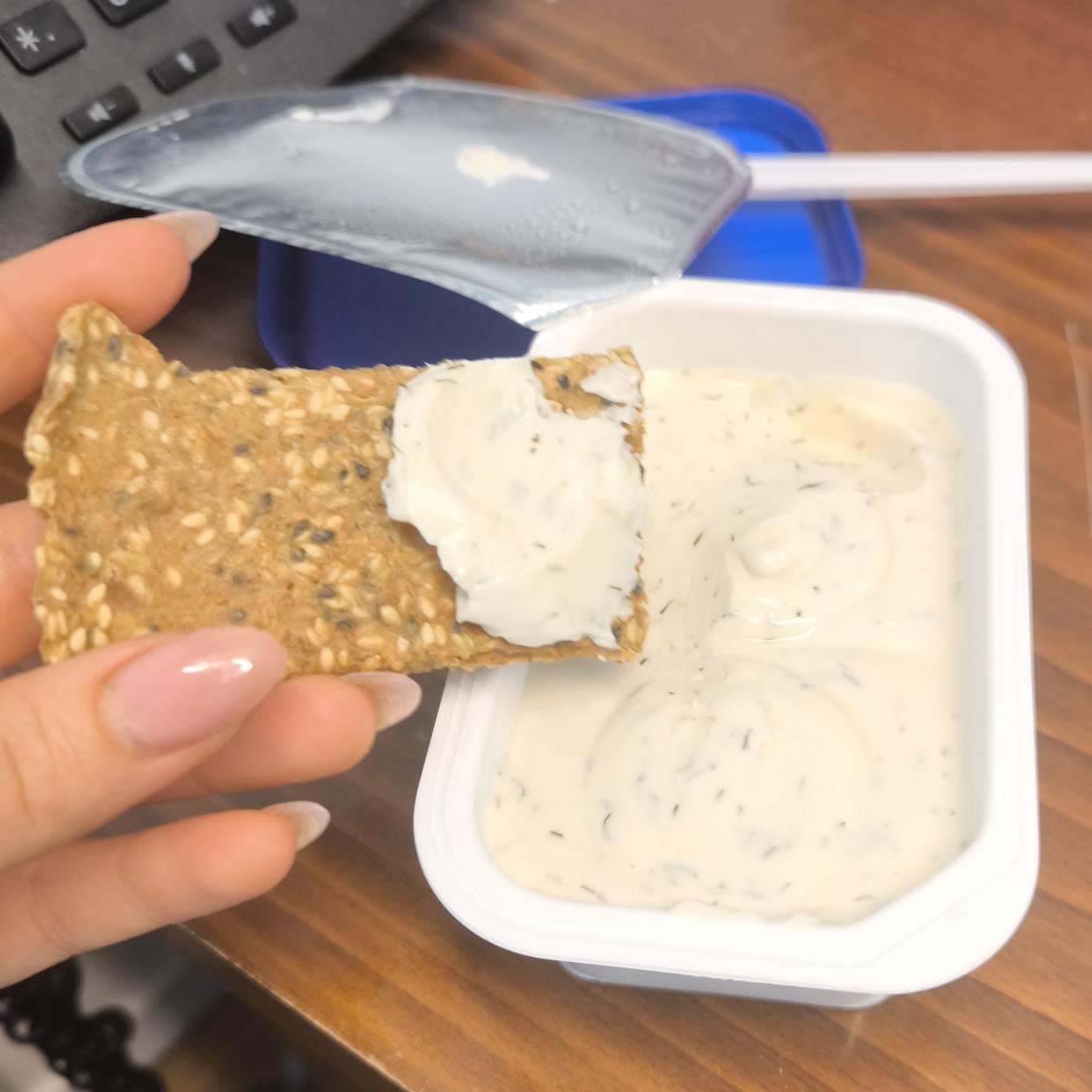 קרקרים כוסמין ושיבולת שועל