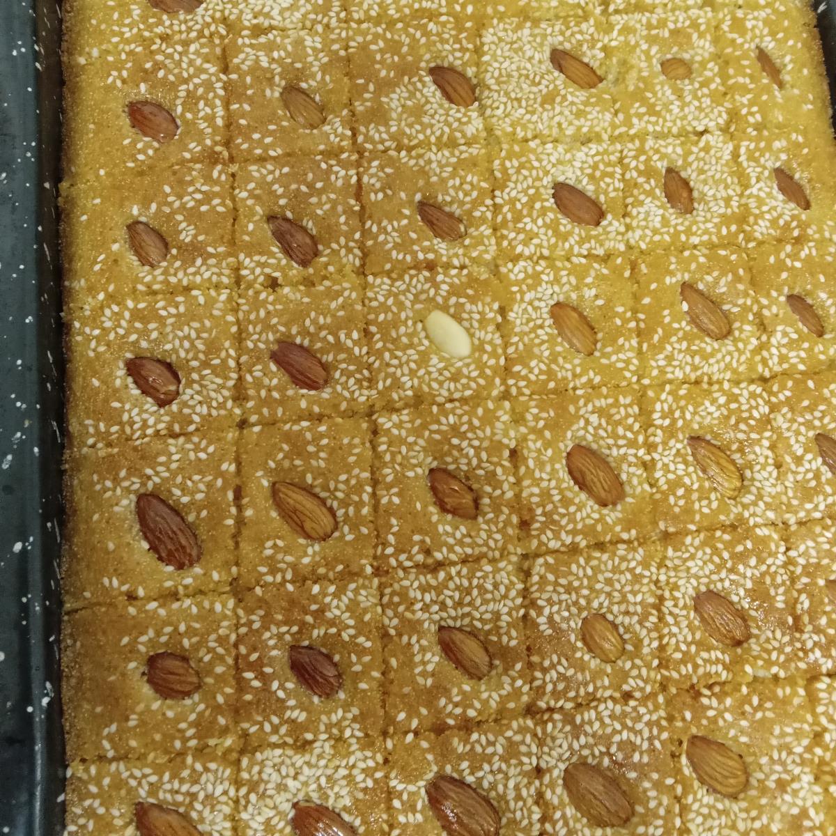 עוגת סולת של תומר תומס
בשינויים שלי