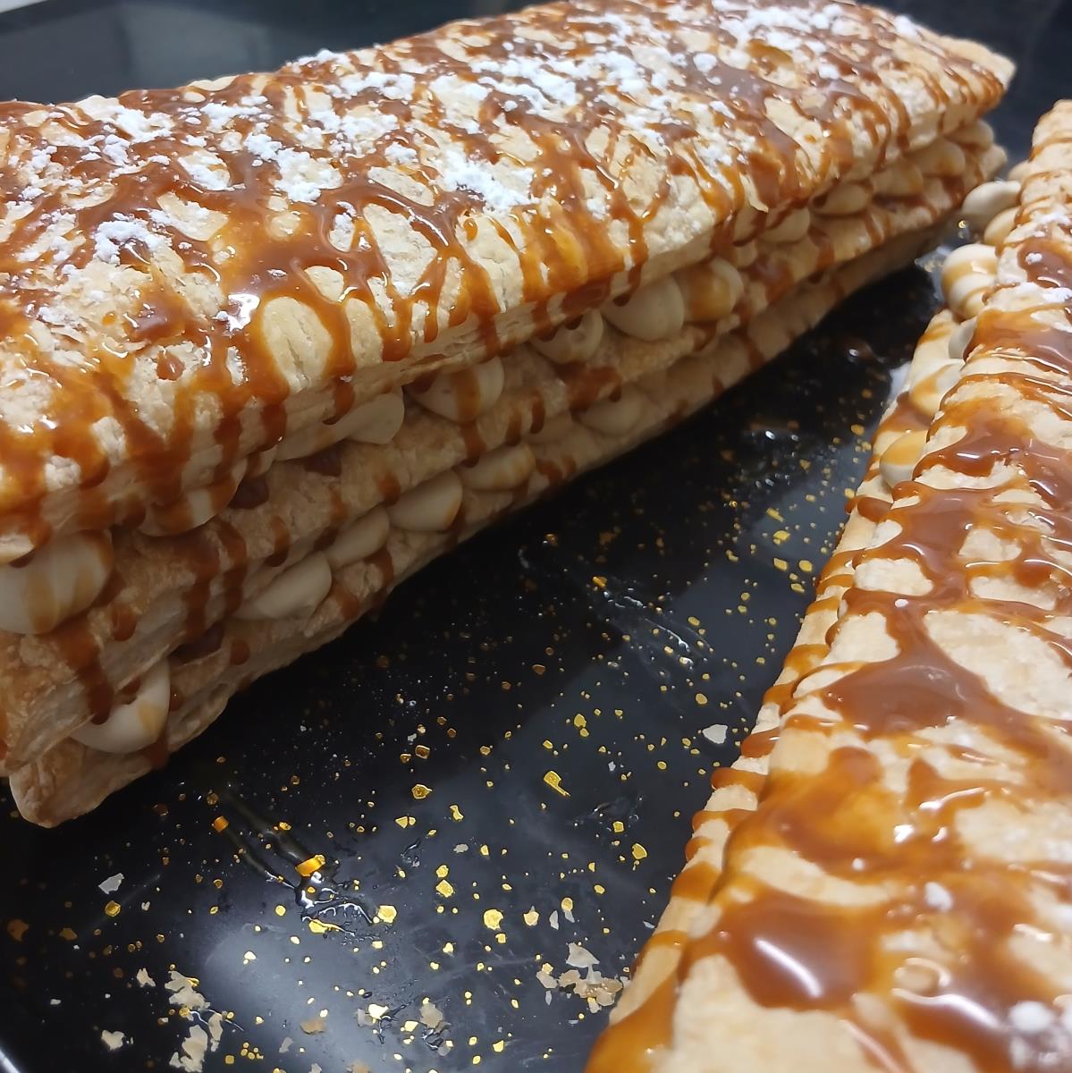 מילפיי במילוי קרם קפה וציפוי ריבת חלב