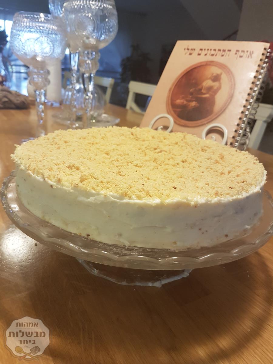 עוגה גבינה שוקולד לבן וקראמבל