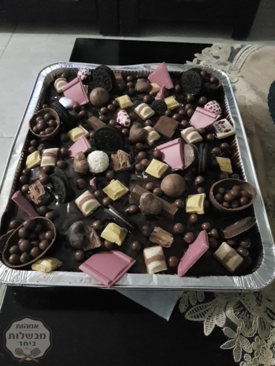 עוגת שוקולד וממתקים
