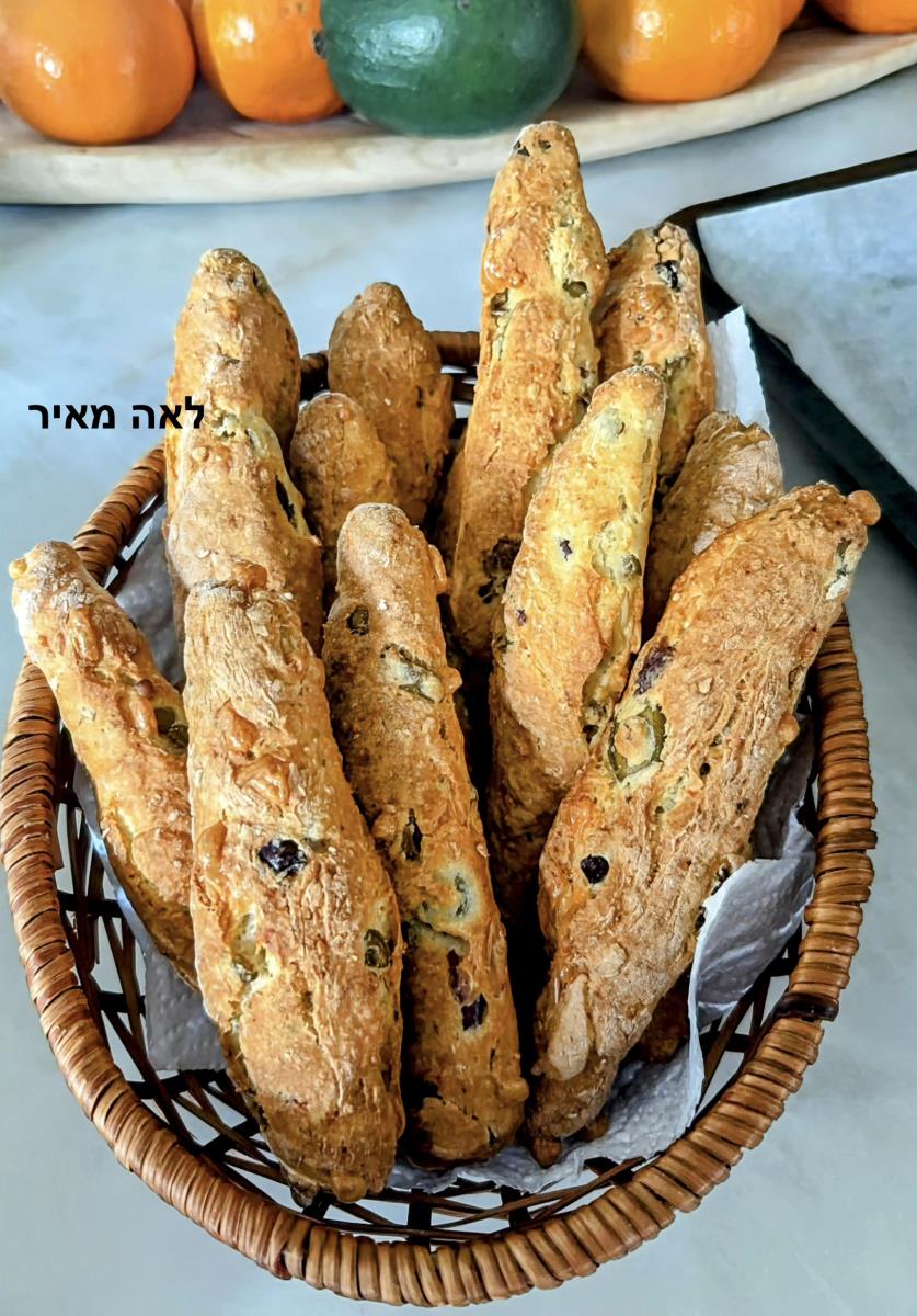 מקלות זיתים שמתקתקים ב-10 דקות מפוצצים בחלבון של סבתא לאה