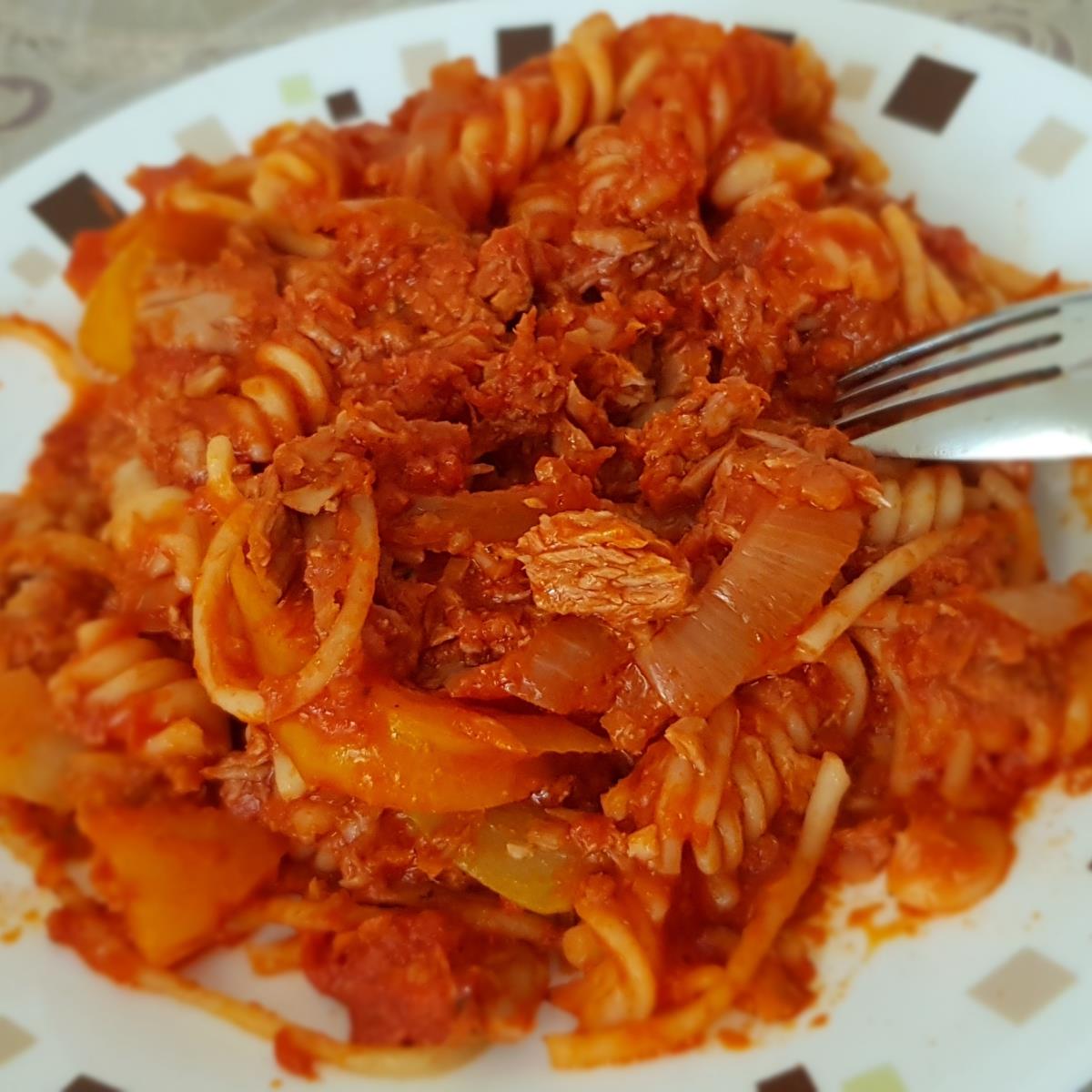 ספגטי בלונז טונה 