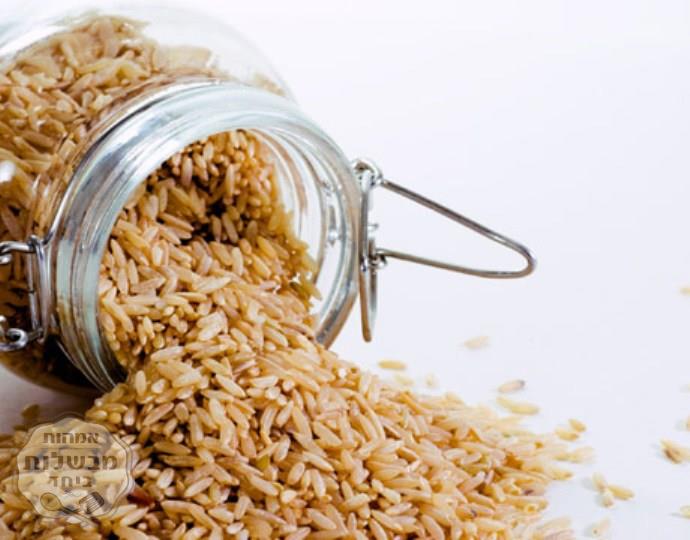 אורז מלא ארוך בניחוח בצלים ושומים והכל אודות ערכיו הבריאותיים 