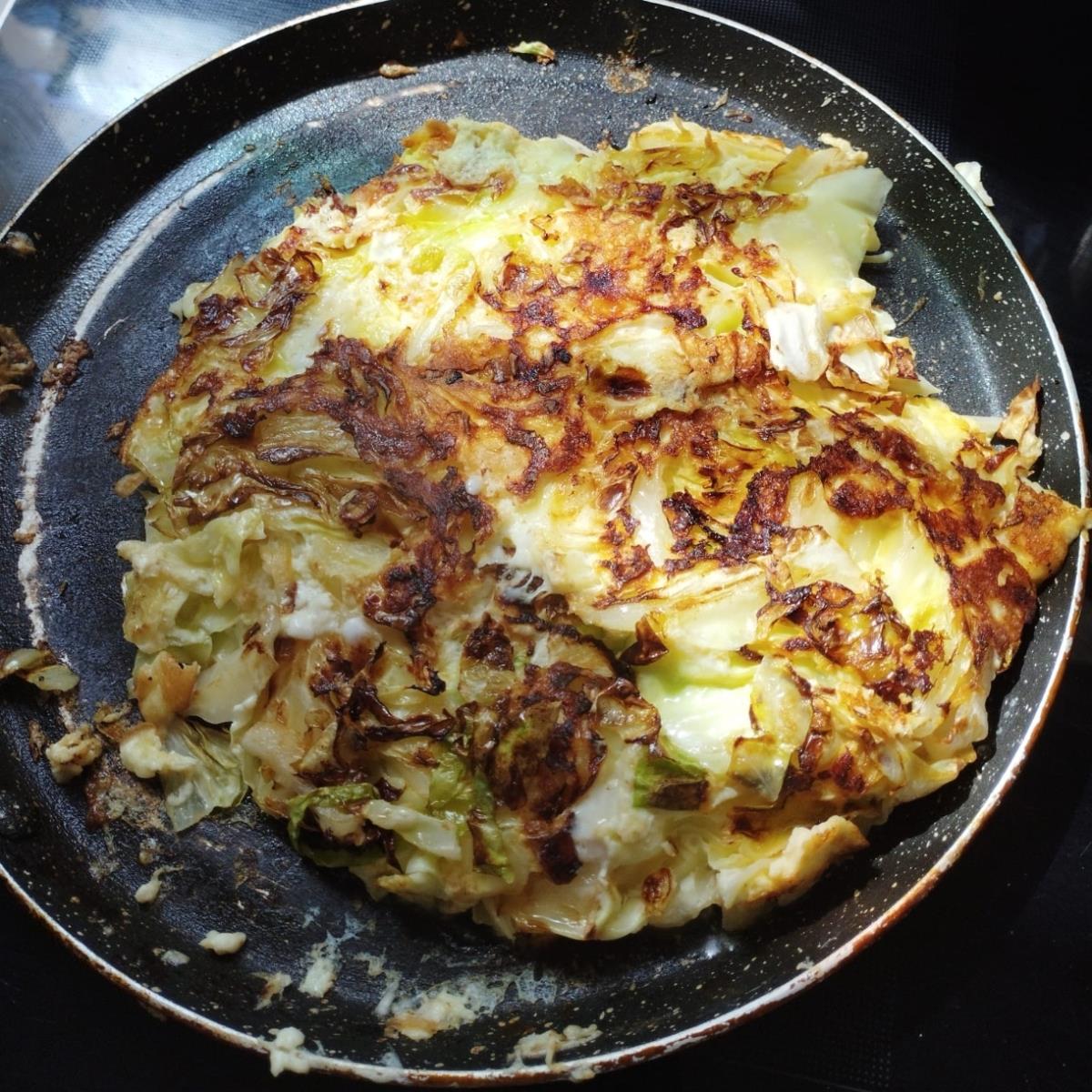 חביתת כרוב וקוטג'