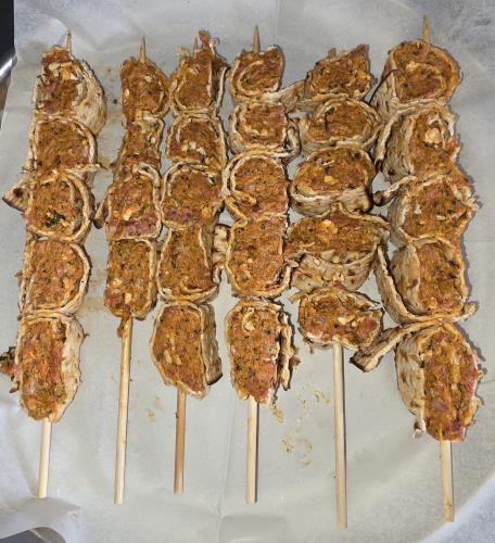 רול מצה עם בשר כבש כשר לפסח 