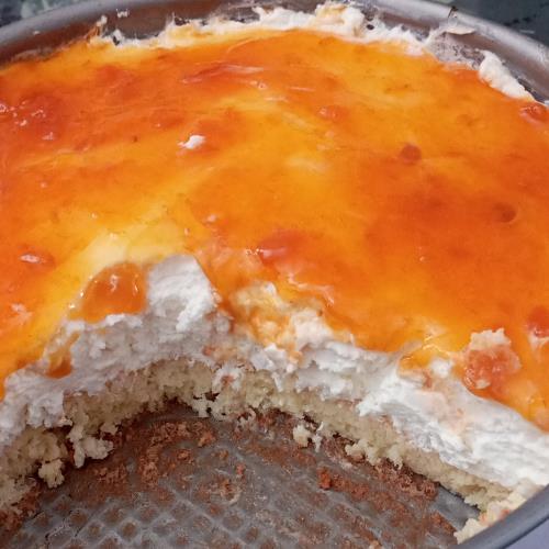 עוגת גבינה עם קונפיטורה משמש