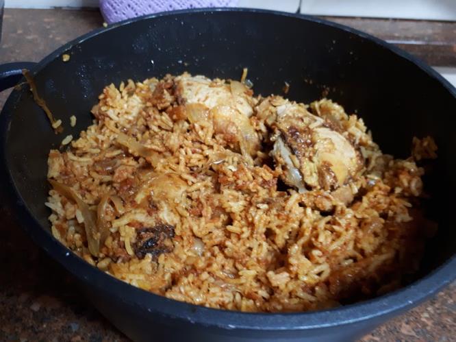פלאו בג'יג' - עוף עם אורז מתכון מהמטבח העירקי
