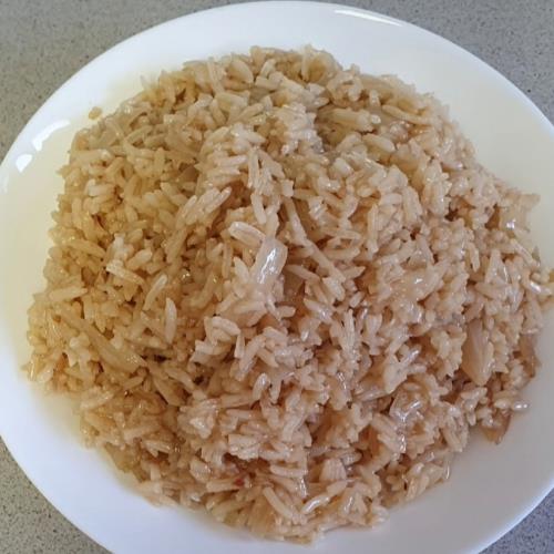 אורז ובצל מוזהב בניחוח צלי