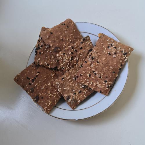 קרקרים כוסמין ושיבולת שועל