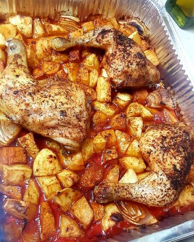 תפוחי אדמה ובטטות עם עוף בתנור
