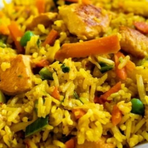 אורז הודי עם ירקות בקארי ועוף/טופו 
