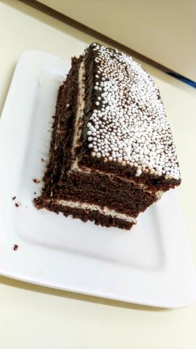 פס עוגת שוקולד שכבות