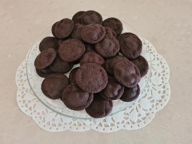 עוגיות שוקולד דקיקות