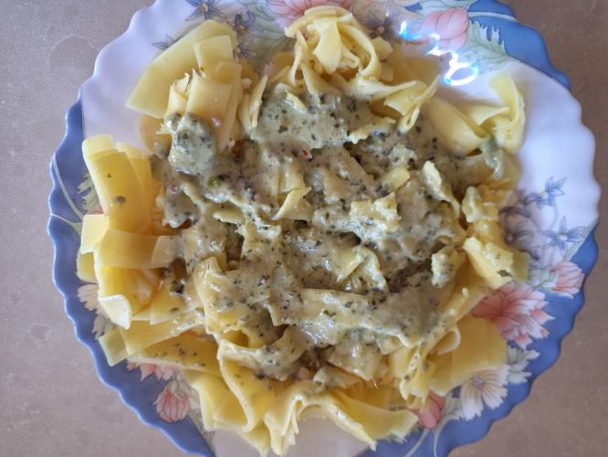 פסטה ברוטב פסטו