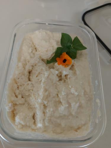 ממרח שקדים