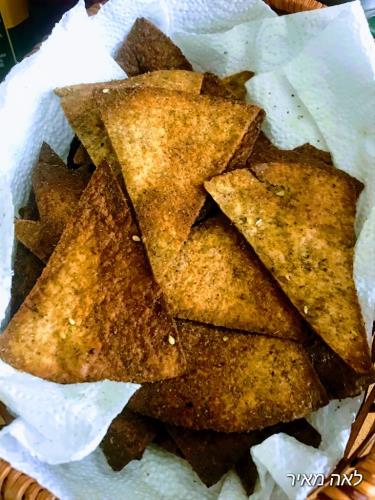 חטיפי טורטייה בזעתר אפויים, להיט!!! שאי אפשר להפסיק לזלול של סבתא לאה 