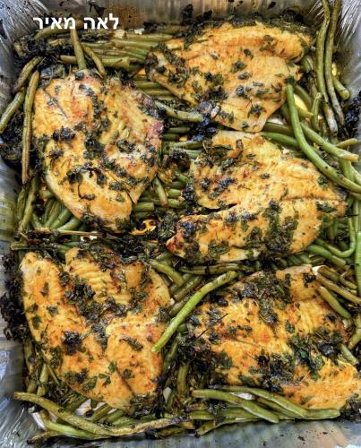 פילה דג אמנון (מושט) עסיסי בתנור עם שעועית ירוקה של סבתא לאה