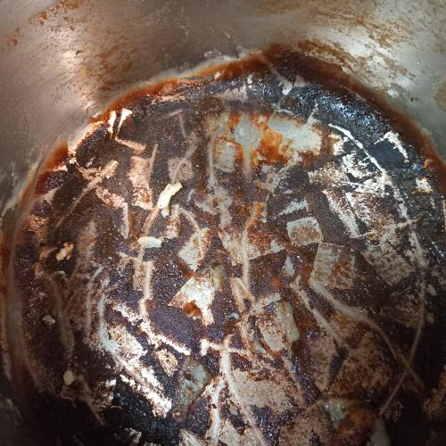 תפוחי אדמה מדורה בשיטה קצת אחרת🤣
(במקור זה תפוחי אדמה חתוכים לסלט מיונז)