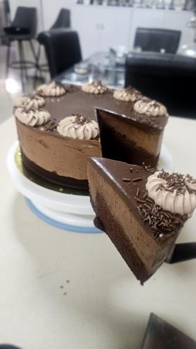 עוגת מוס שוקולד 🍫רכה ועסיסית
