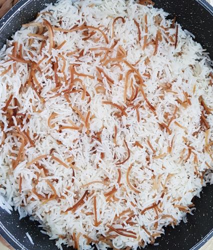 אורז עם אטריות 
