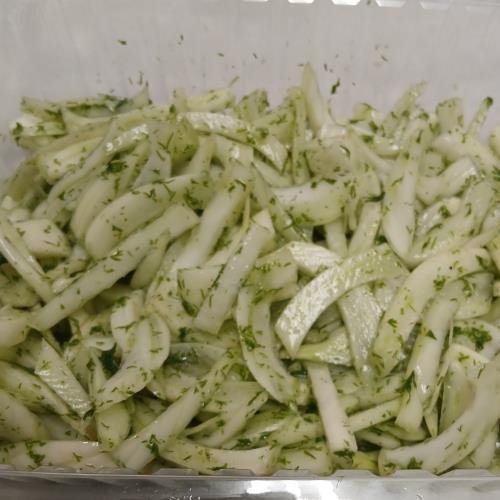 סלט שומר וקולורבי