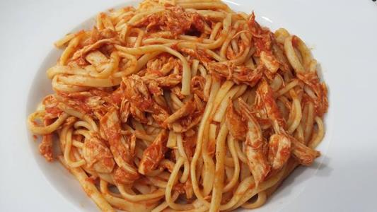 ספגטי בולונז עם חזה עוף