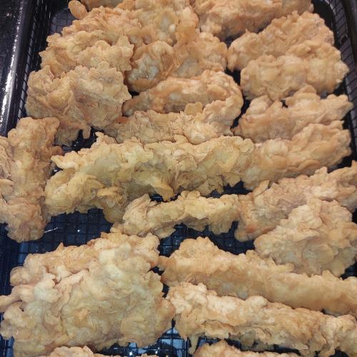 דגים מטוגנים בב...