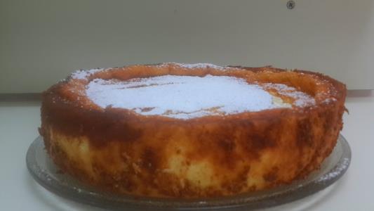 עוגת גבינה אפוייה קרמית ומושלמת